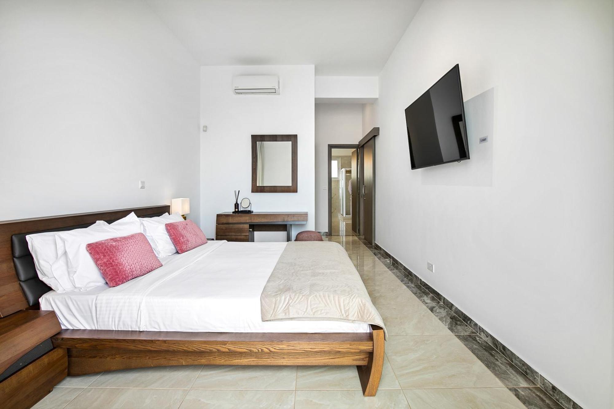 Olymp Luxury Villa D - Luxury Escape With Direct Beach Access And Unique Sunsets Paphos Exterior foto