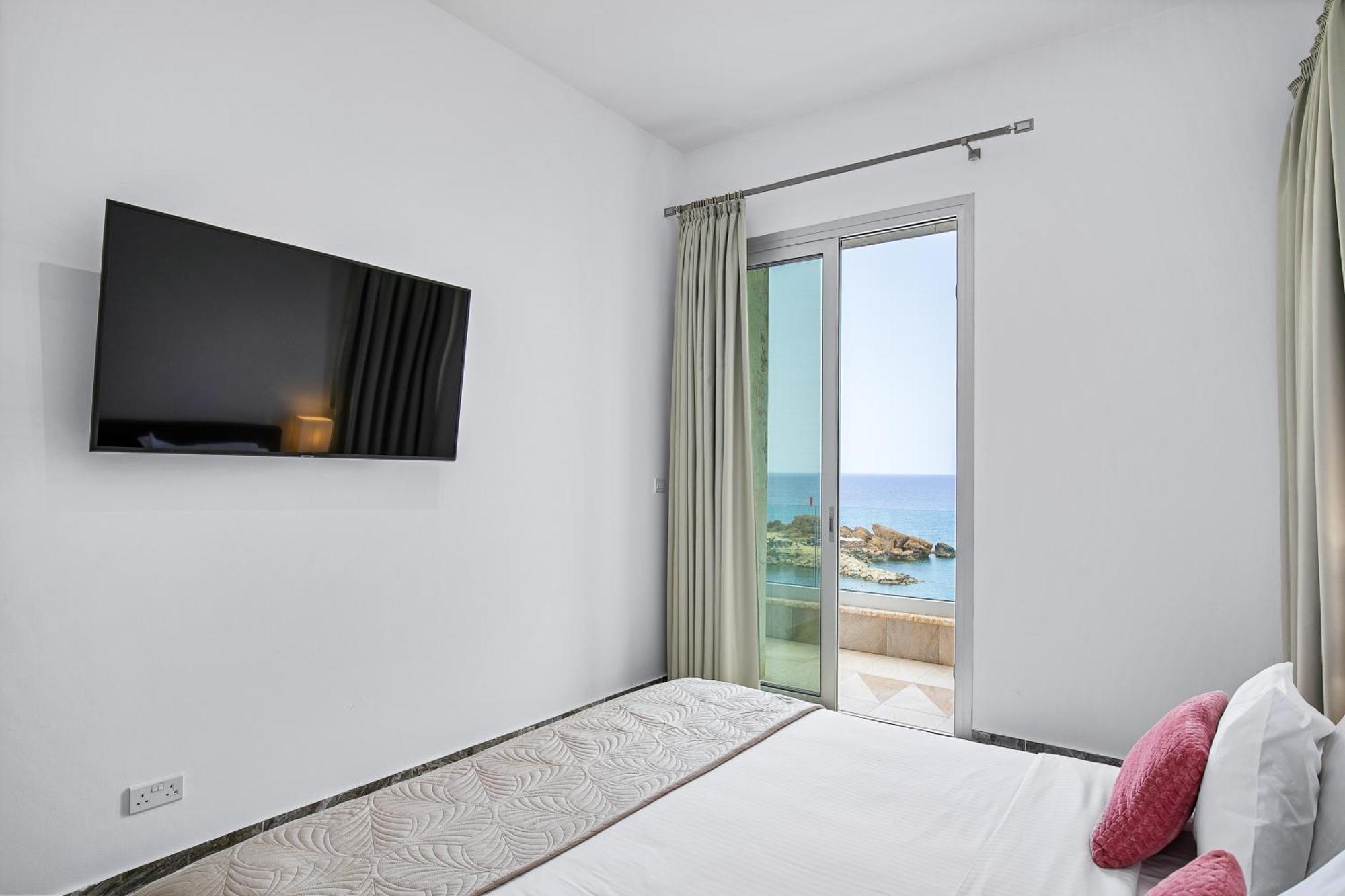 Olymp Luxury Villa D - Luxury Escape With Direct Beach Access And Unique Sunsets Paphos Exterior foto